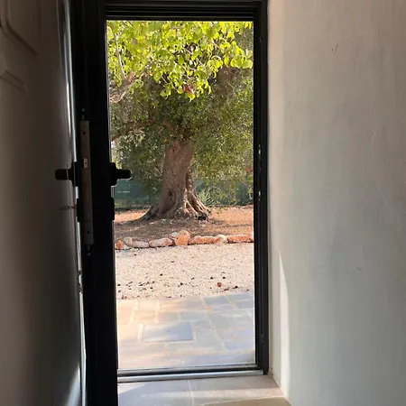 Дом отдыха Trullo Elais *